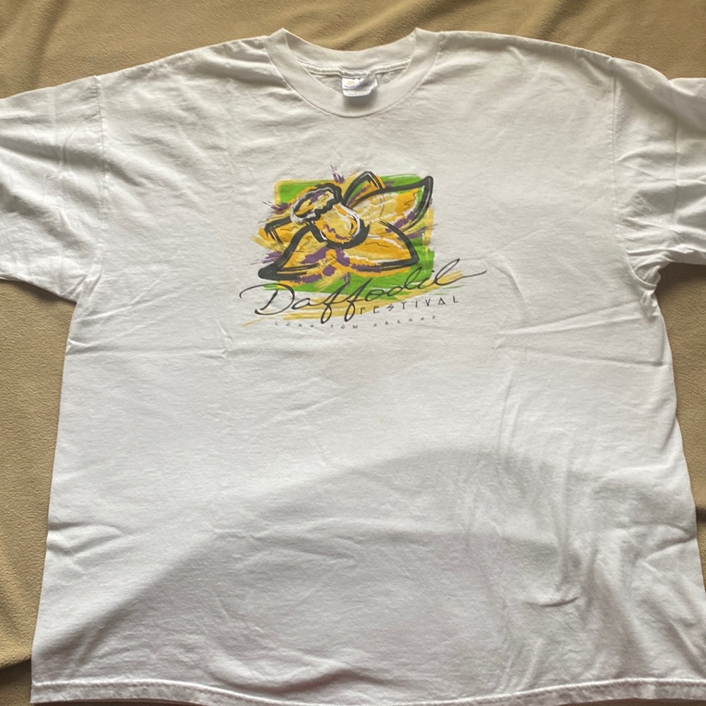 Beautiful DAFFODIL FESTIVAL Shirt XXL